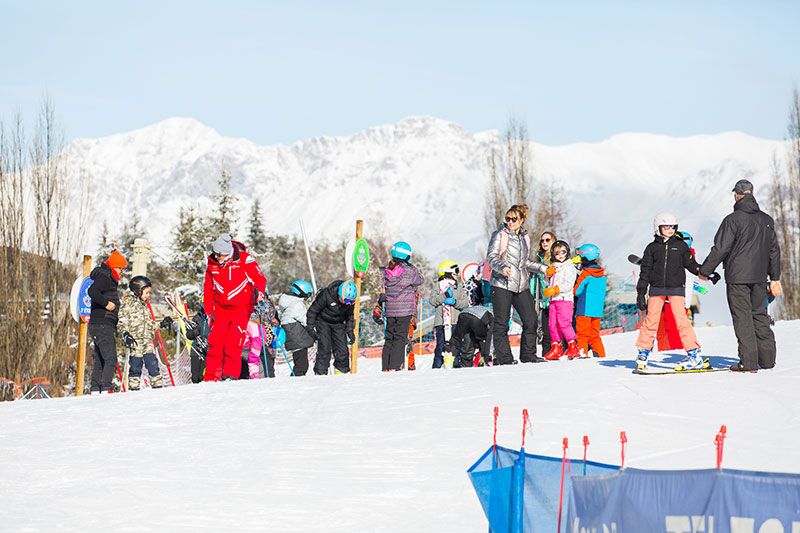 Classe de neige, ski, raquette, découverte